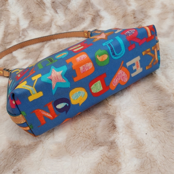 Dooney & Bourke Small Purse, Like New - Picture 5 of 12